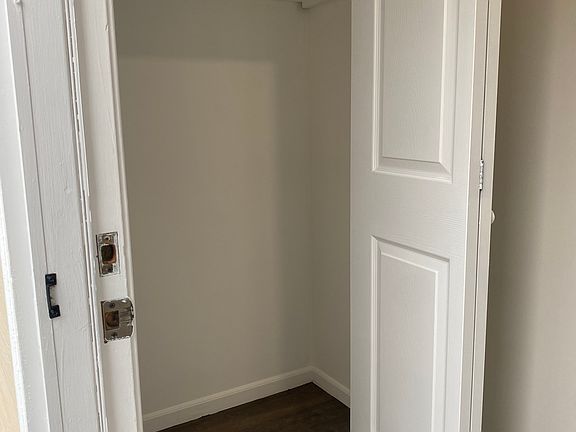 Entryway closet