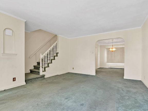 5th image of 82-31 251st St