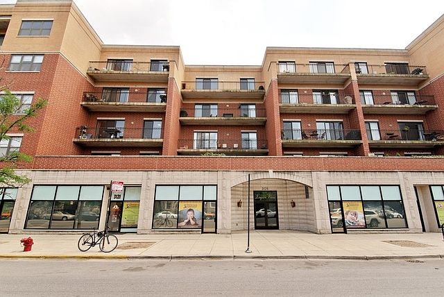1st image of 3125 W Fullerton Ave APT 203