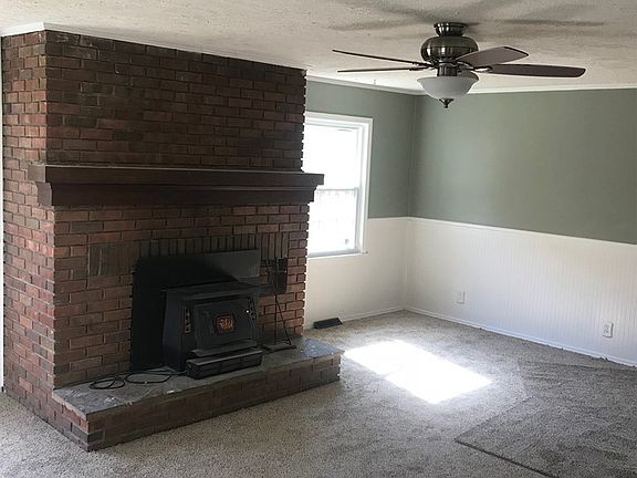 4th image of 158 Belleview Ave