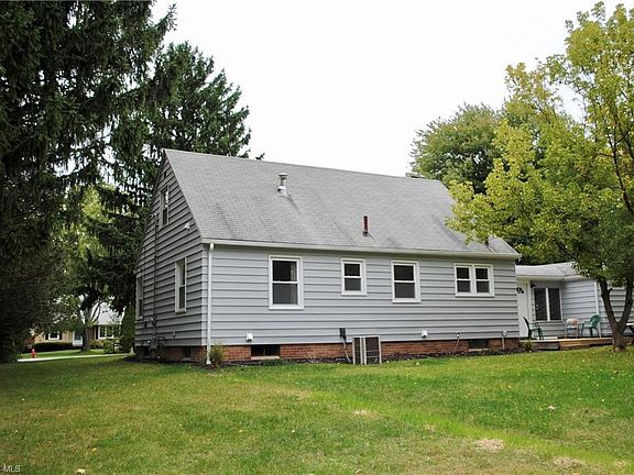2nd image of 396 Lakewood Ave