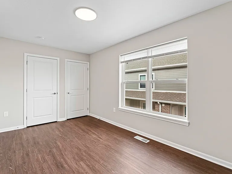 Pebble Village Townhomes — Photo 33