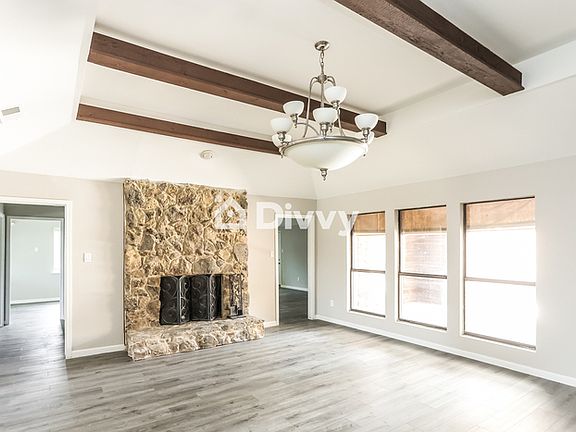 5th image of 1314 Carriage Ln