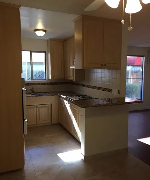Corteen Place Apartments — Photo 13