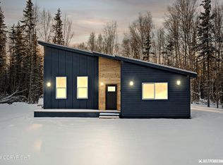 6744 S Hallie Dr, Wasilla, AK 99623