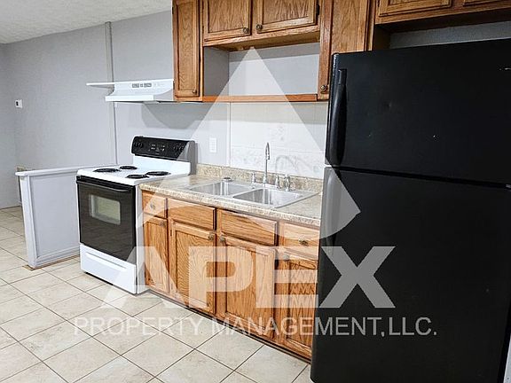 4th image of 834 Freemason St Unit 3