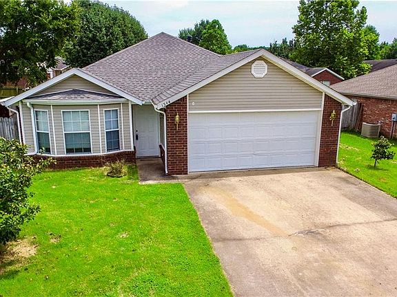 2nd image of 1344 S Camellia Ln