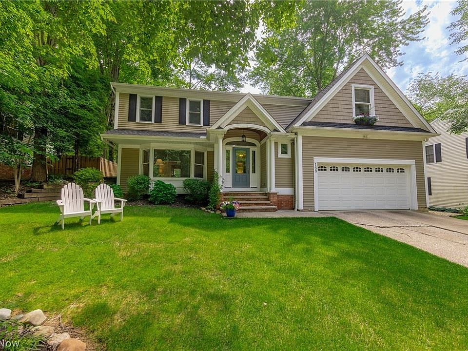 1st image of 168 Elm Ct
