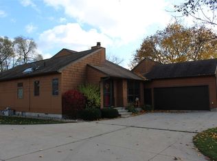 300 Miner Dr, Evansdale, IA 50707