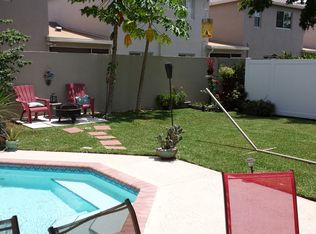 9725 N Grand Duke Cir, Tamarac, FL 33321