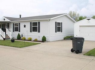 5 Carter Ln, Shelby, OH 44875