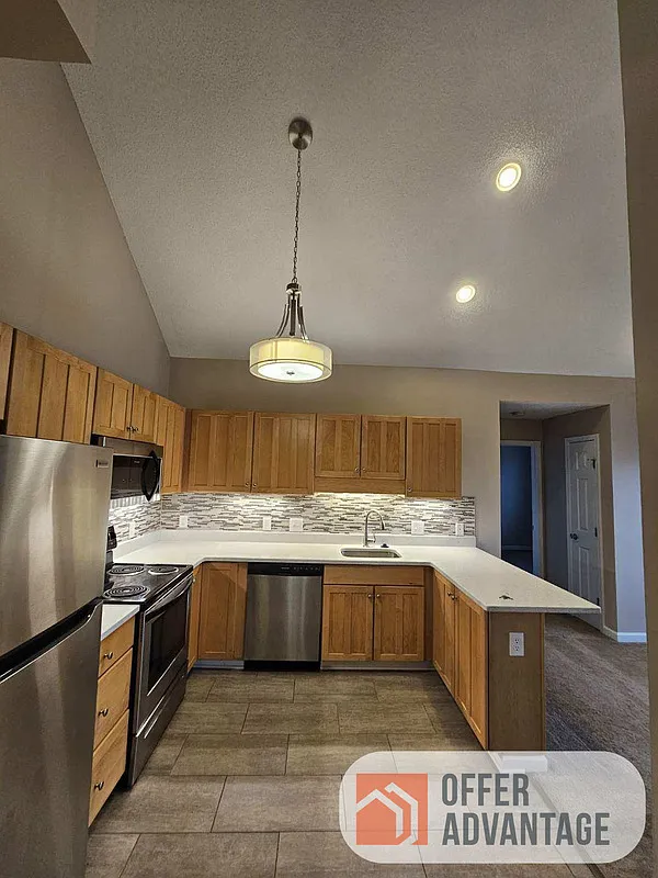 Building Photo - 499 Burroughs Dr #5