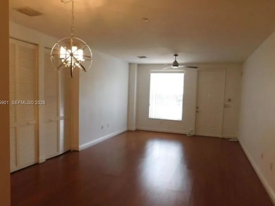 332 SW 14th Ave #332