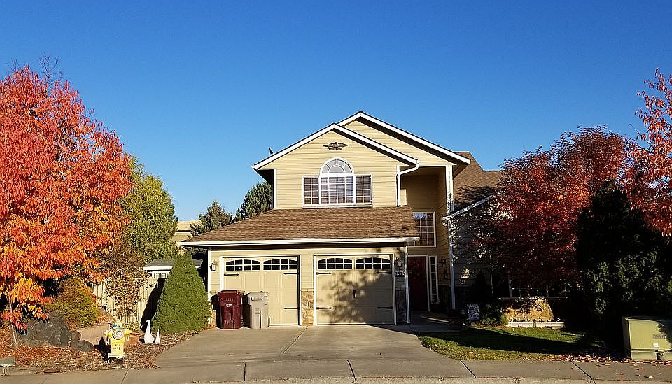 2nd image of 2525 NW Ravenna Ct