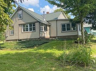 11609 Claridon Troy Rd, Chardon, OH 44024