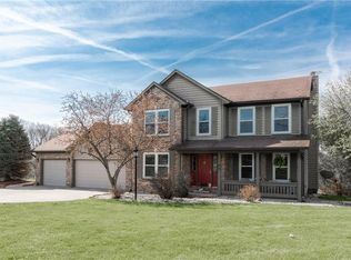 2151 E Bomar Ln, Greenfield, IN 46140