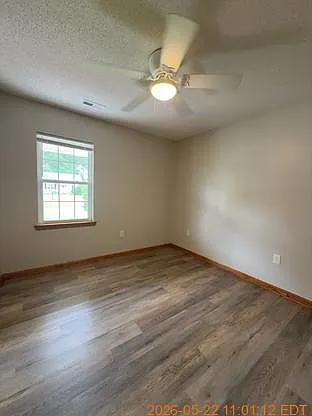 133 Lawndale Ln — Photo 8