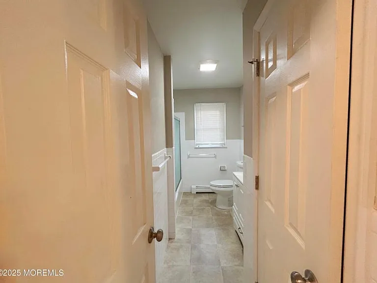 501 Bismarck St — Photo 11