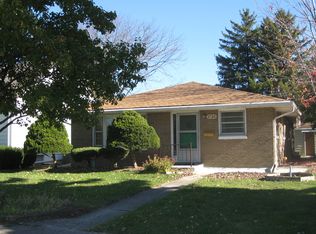 1720 Clement St, Crest Hill, IL 60403