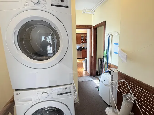 79 College Ave, Somerville, MA