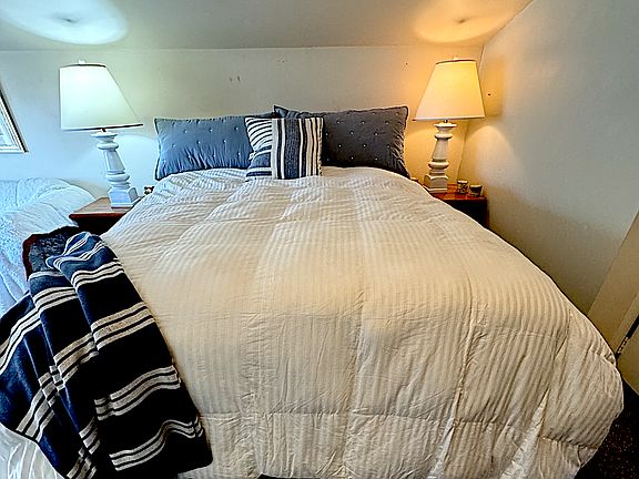 3rd image of 9 Garden St #9G3