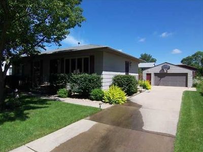 4530 Dunn Ave, Marion, IA, 52302