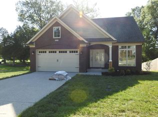 6501 Mossy Oaks Dr, Louisville, KY 40291