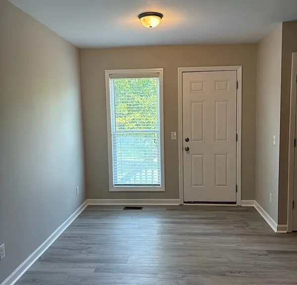 5417 Carolina Cir #150 — Photo 5