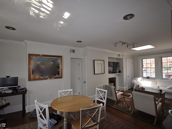 16 Melrose #3 Boston (Bay Village) Unit Photo 3