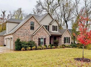 2460 Riverfront Ln, Fayetteville, AR 72703