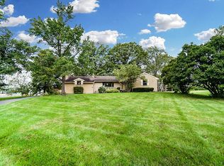 5891 Fairham Rd, Hamilton, OH 45011