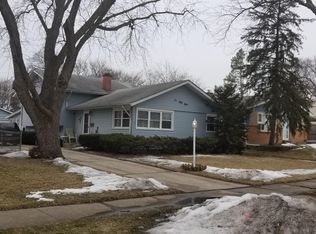 258 N Schubert St, Palatine, IL 60067
