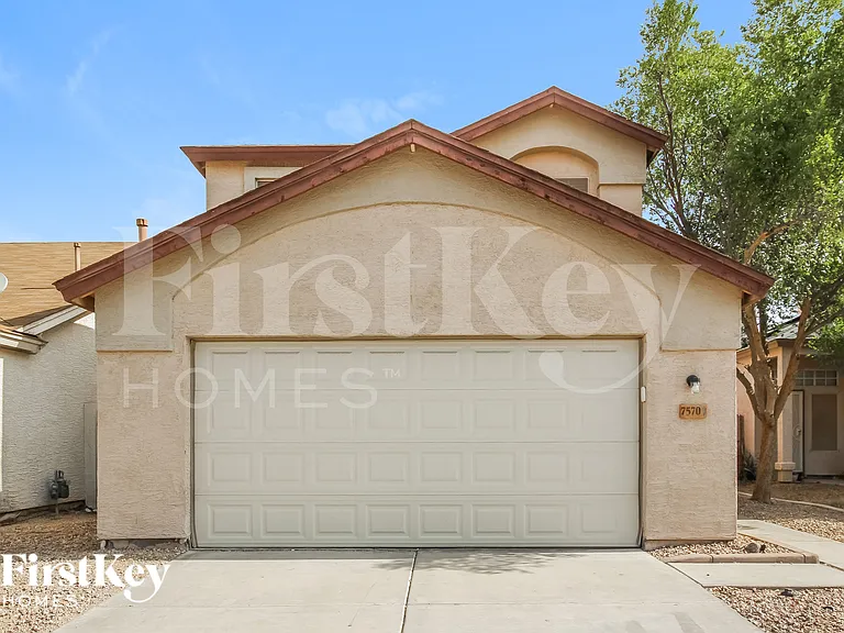 7570 W Comet Ave — Photo 1