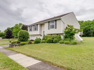 5726 Lake Hill Dr, Romulus, NY 14541