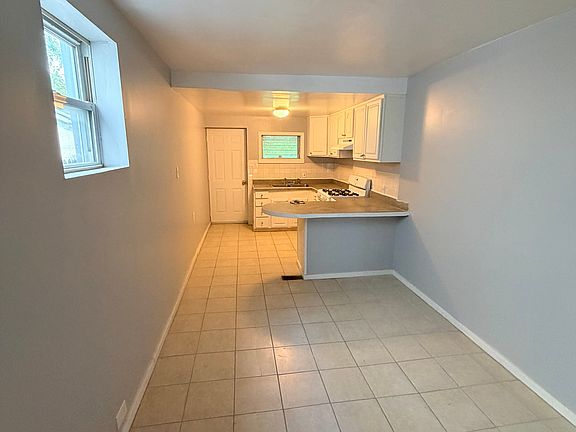 3rd image of 7225 Grays Ave