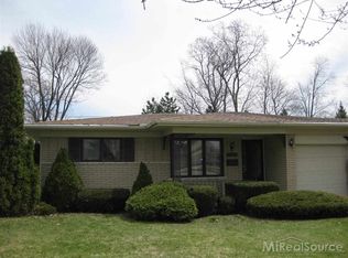 37300 Agar Dr, Sterling Heights, MI 48310