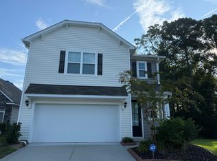 3745 Sawmill Ct, Awendaw, SC 29429