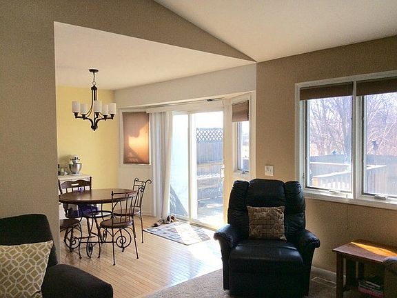 3rd image of 1691 Ginny Ln