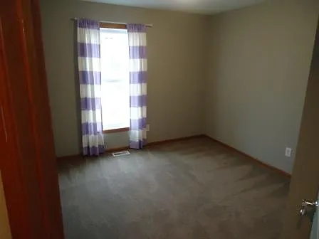 934 Ledgestone Dr — Photo 8