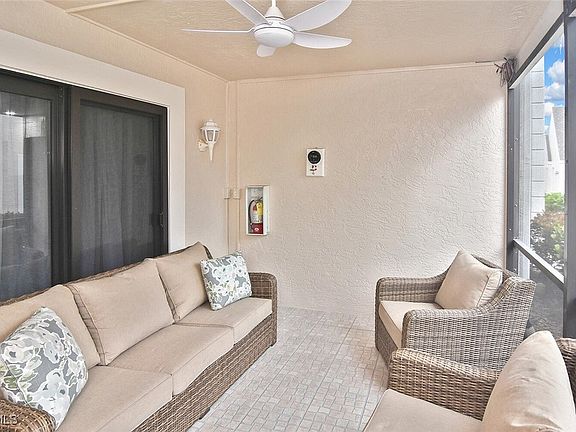 2nd image of 16380 Kelly Cove Dr APT 303