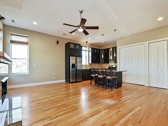 3rd image of 1359 N Noble St APT 203