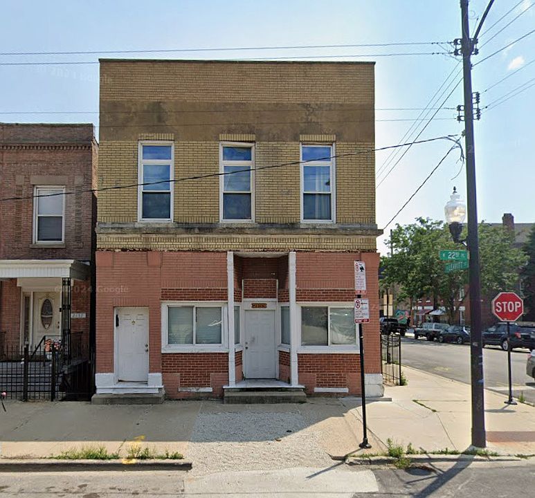 1st image of 2159 W 22nd Pl