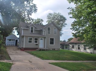 316 S Eliza St, Maquoketa, IA 52060