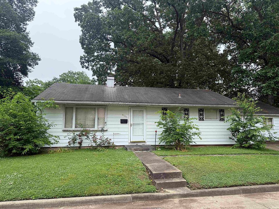 1st image of 2101 Waggoner Ave