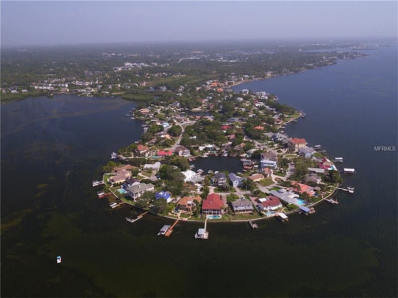 1st image of 109 Carlyle Dr