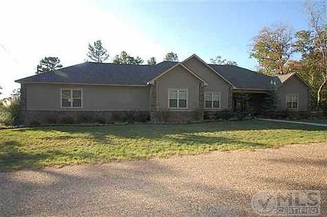 2nd image of 395 Woodstock Dr