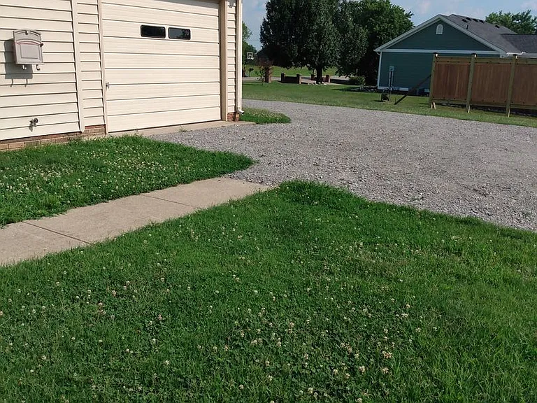 2640 Holt Ln — Photo 20