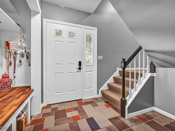 2nd image of 35 Commons Ct #10