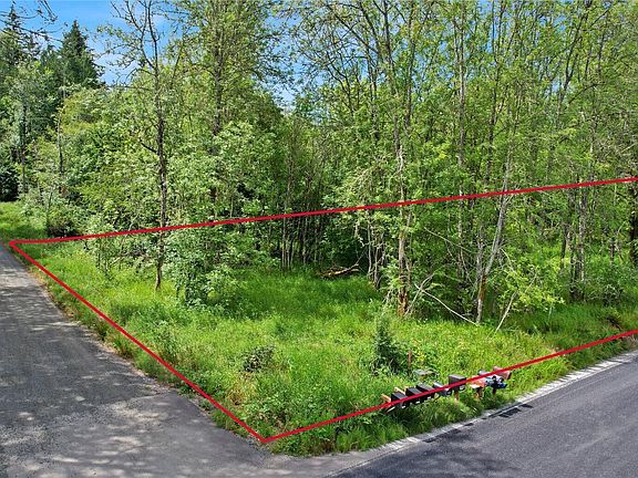5th image of 3853 146th Avenue SW