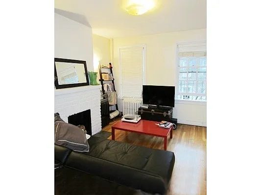 Rented by Mirador Real Estate | media 20